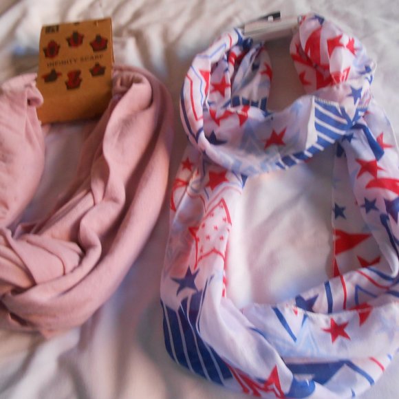2 New Women's Infinity Scarves Studio 74 Mauve colored & red white blue Stars ๐ฉ - Picture 8 of 9
